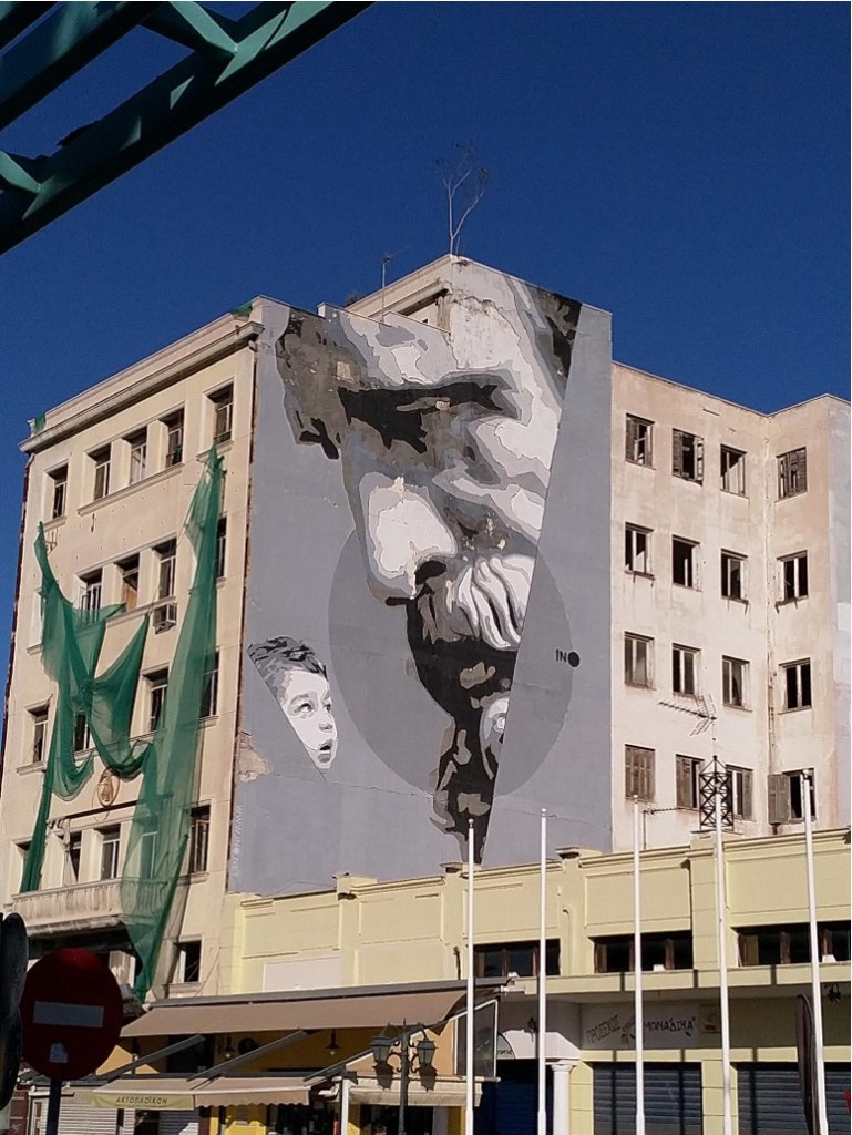 Muraali Pireuksen satamassa. Kuva Katja Varakas.