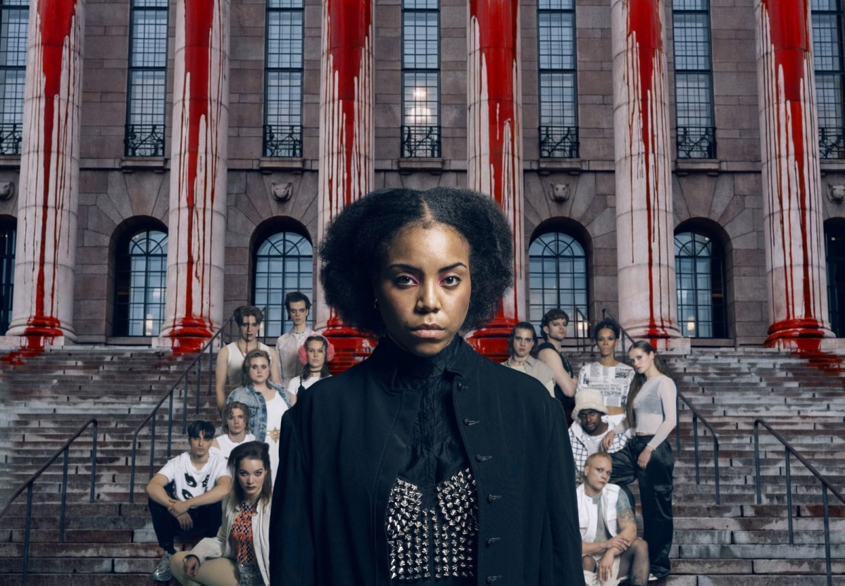 Antigone Helsingin Kaupunginteatterissa keskiviikkona 29.4. klo&nbsp;18:30